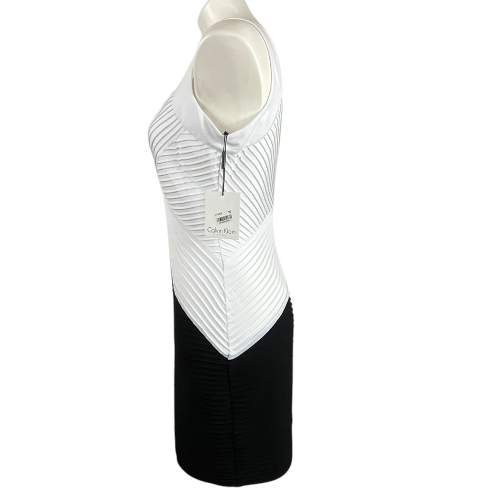 Calvin Klein Women's Black and White Color Blockβ Pin Tuck Dress